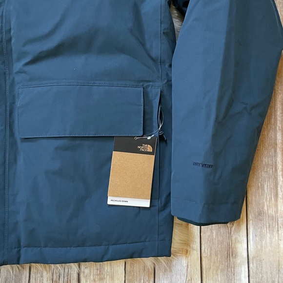 The North Face Men’s Arctic Parka In Monterey Blue - Picture 4 of 9